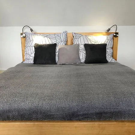 Apartman S Vyhledem Na Jezero *